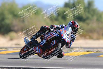 media/Nov-06-2022-SoCal Trackdays (Sun) [[208d2ccc26]]/Turn 7 Set 1 (1050am)/